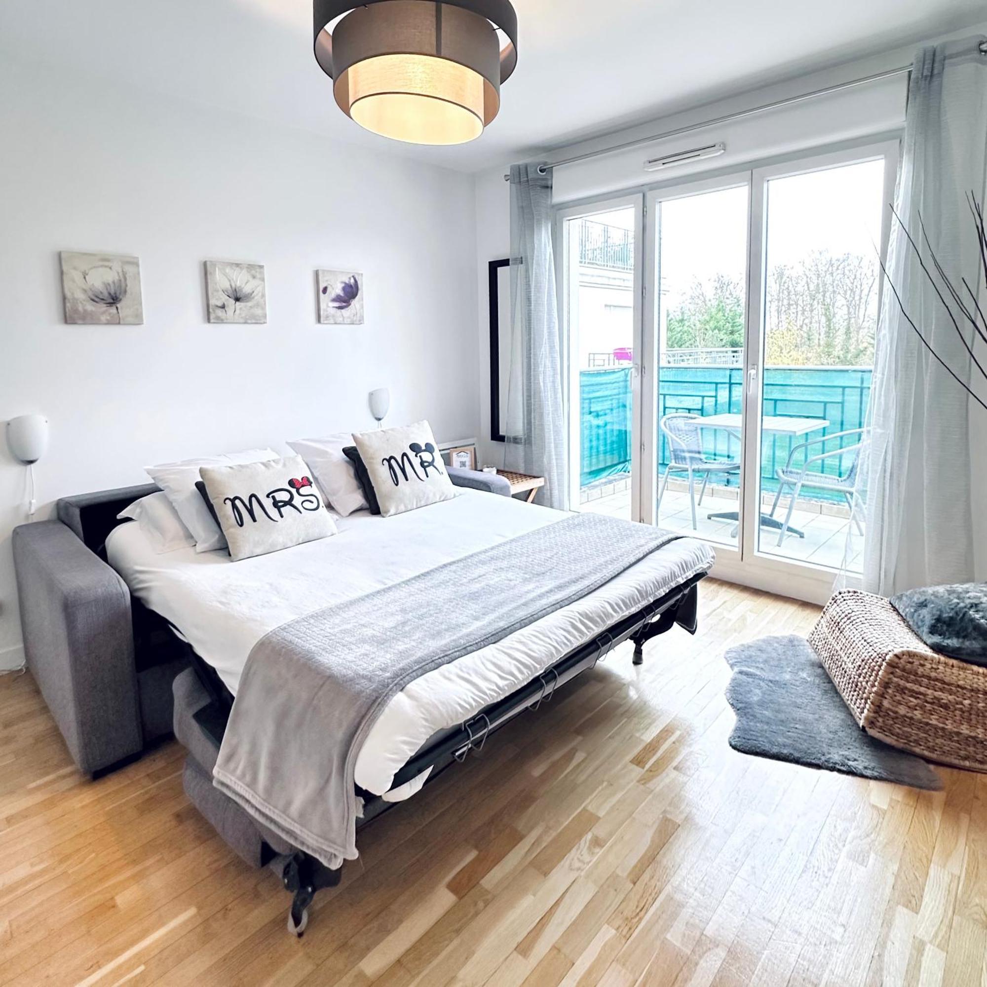 Sweet Apartment In Front Of Disneyland'S Castel Montévrain Exterior photo
