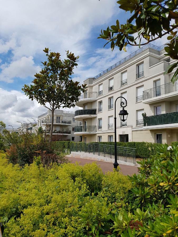 Sweet Apartment In Front Of Disneyland'S Castel Montévrain Exterior photo